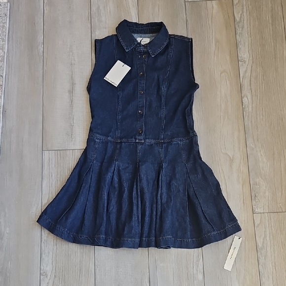 Reformation Dress - Picture 2 of 10